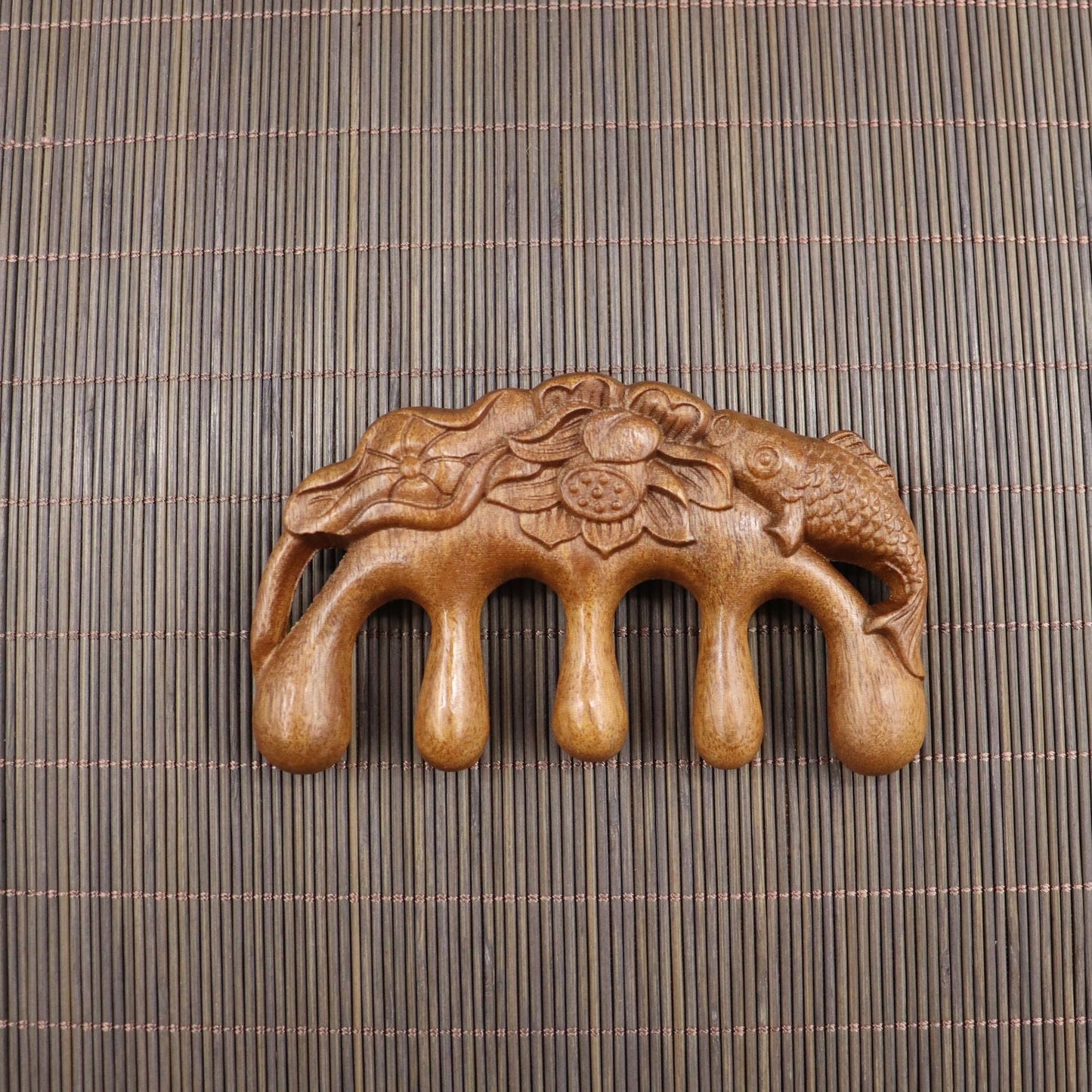 Golden Sandalwood Five-Tooth Comb
